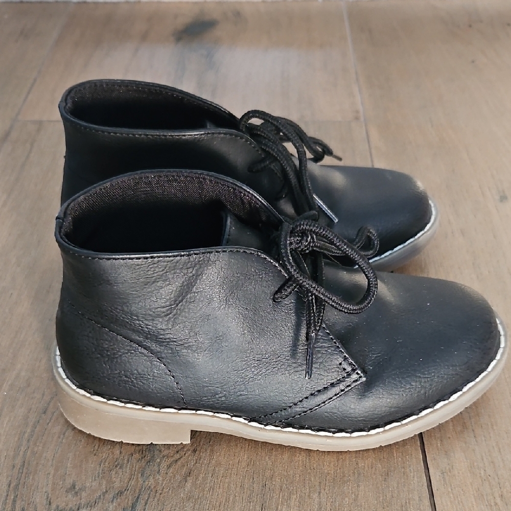 The Childrens Place Classic Black Kids Leather Shoes Boys Size 12